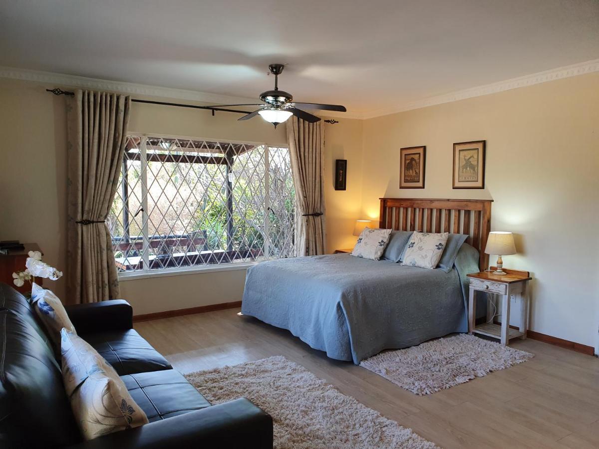 Pine Tree Lodge Midrand Luaran gambar