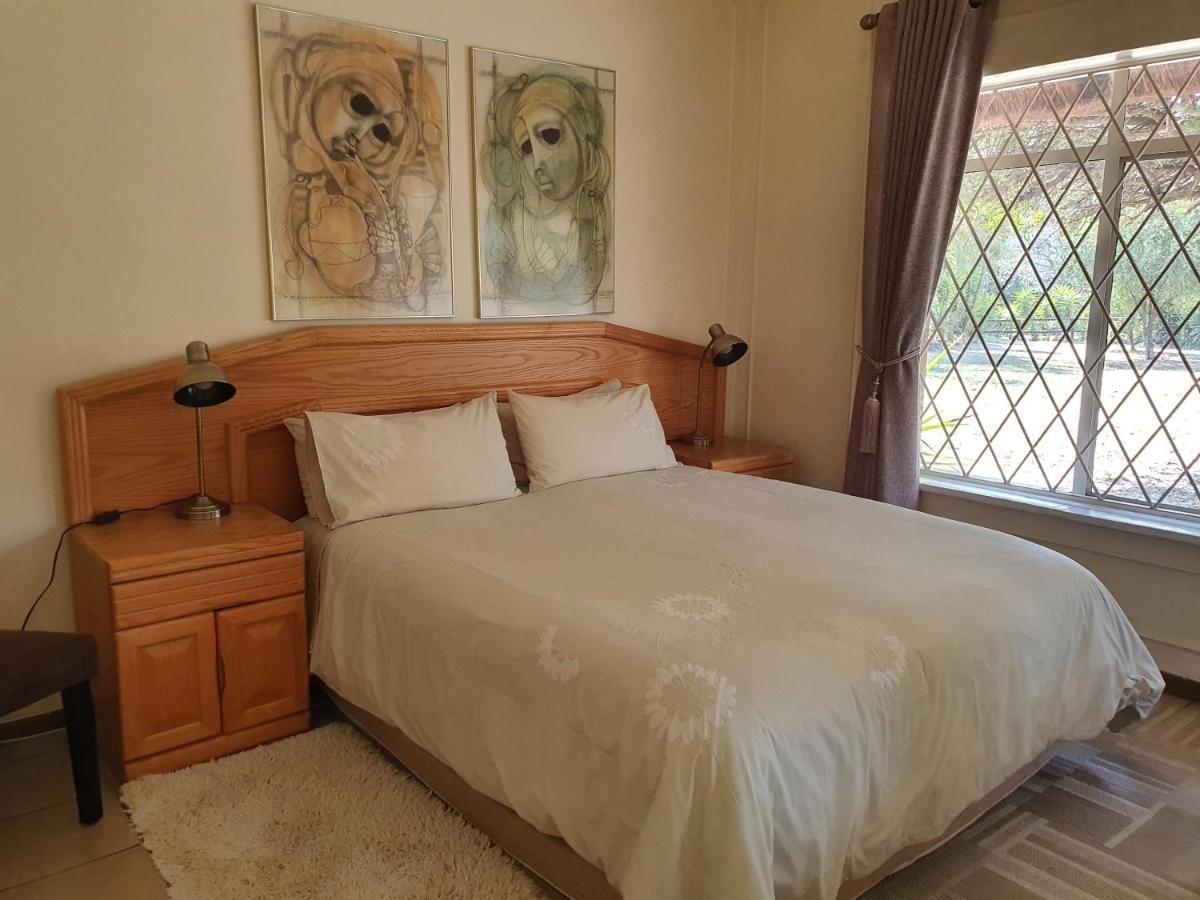 Pine Tree Lodge Midrand Luaran gambar
