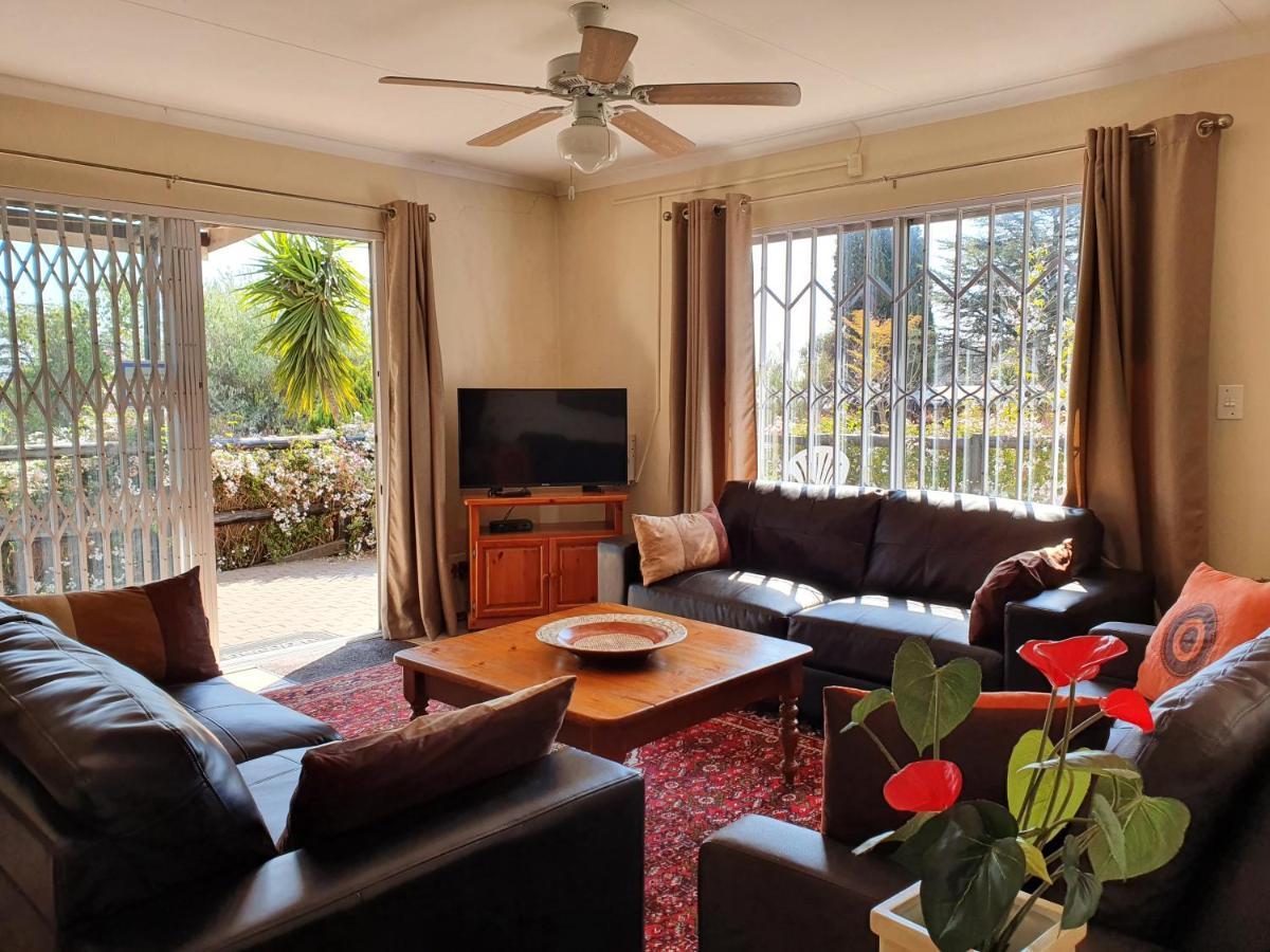 Pine Tree Lodge Midrand Luaran gambar