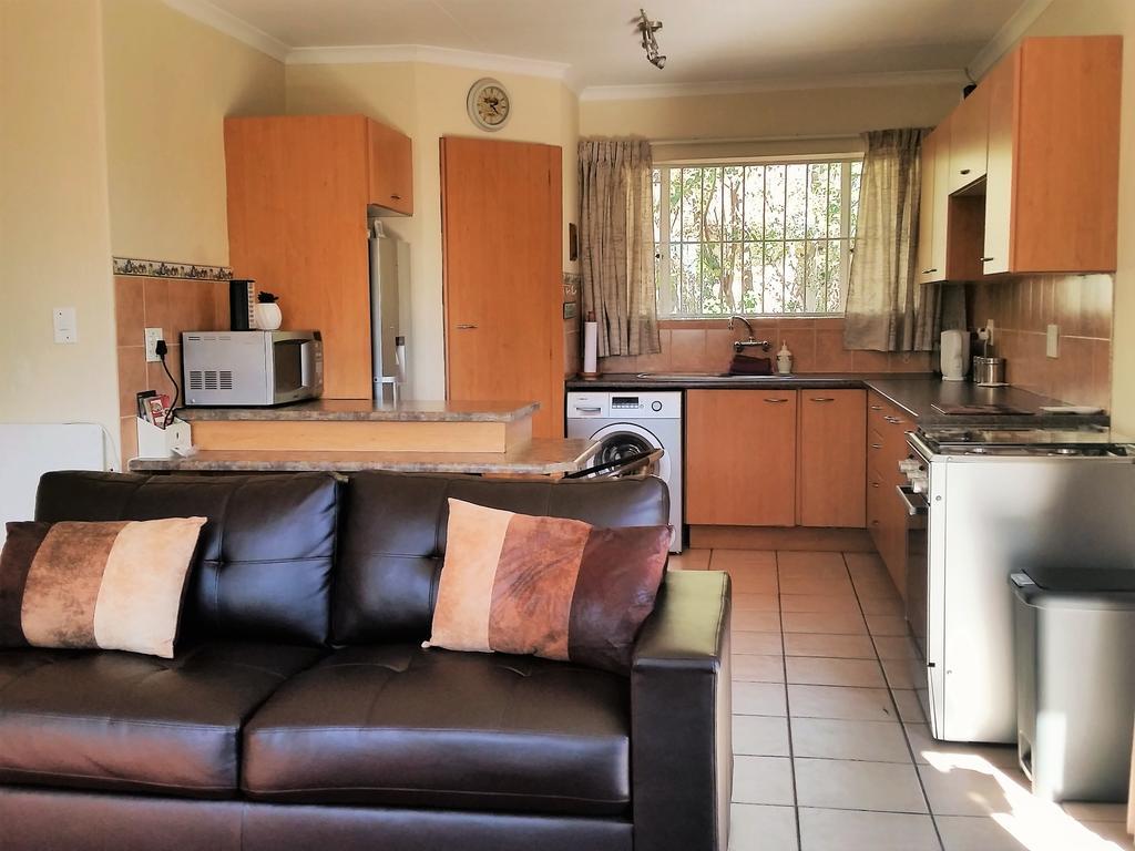 Pine Tree Lodge Midrand Luaran gambar