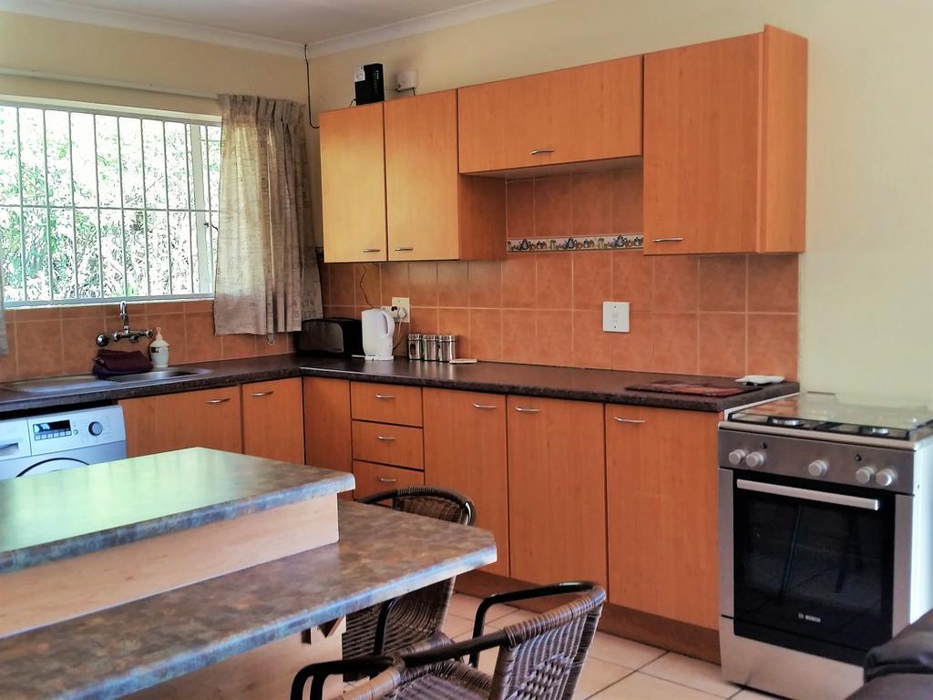 Pine Tree Lodge Midrand Luaran gambar